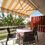 Daire 4249-2 Cres