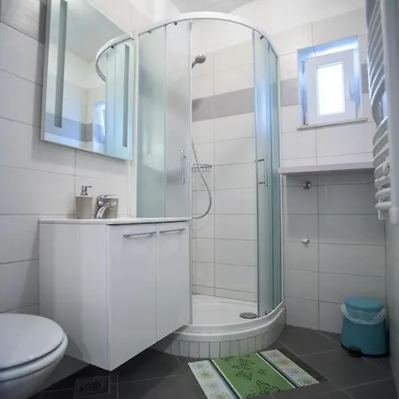 Apartman 4249-2 *
