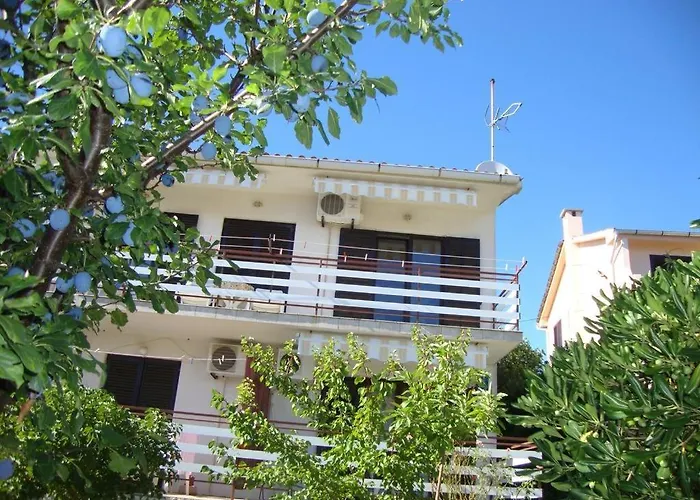 Apartment 4249-2