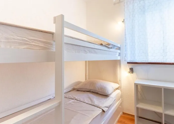 Apartment 4249-2